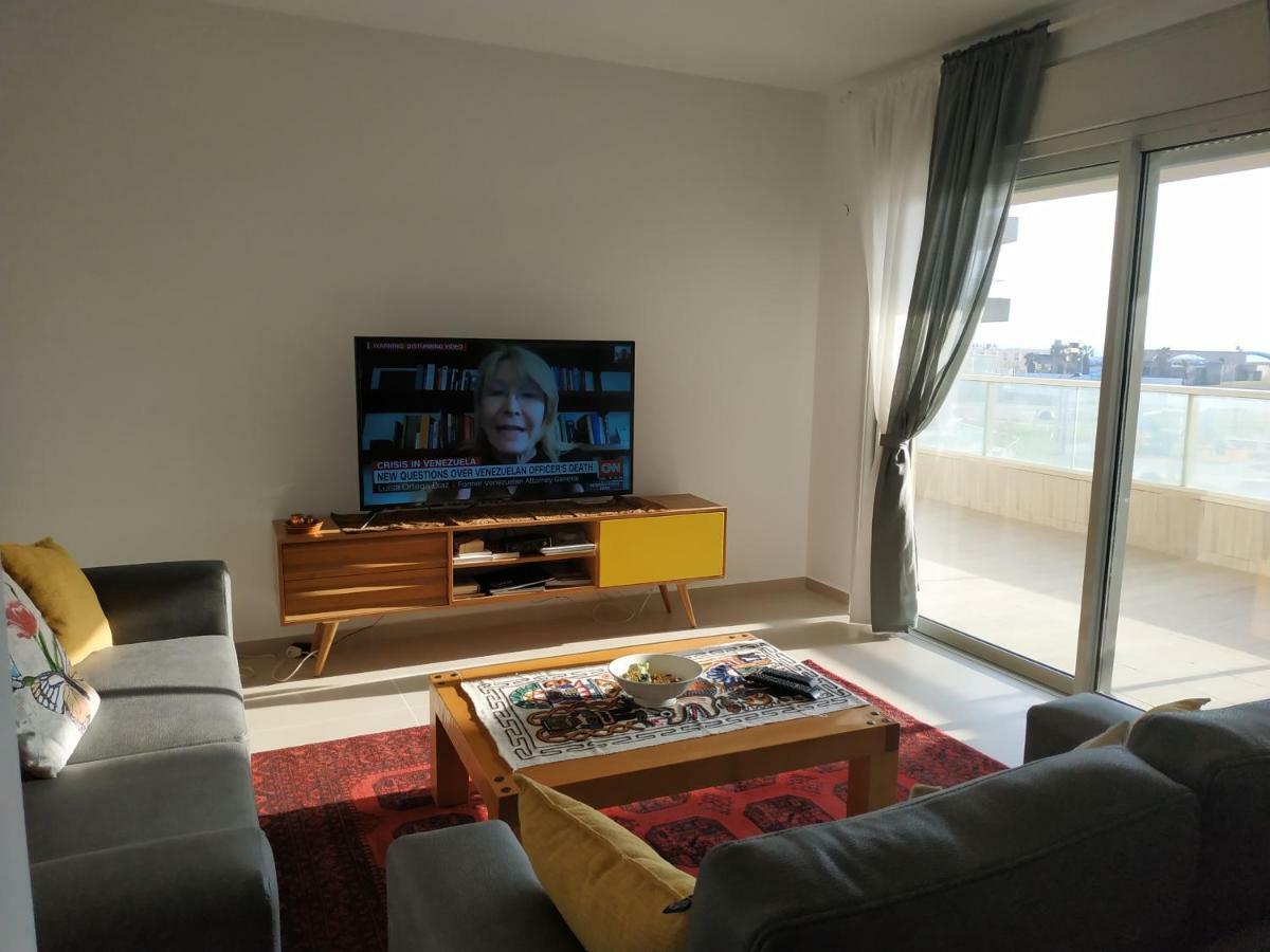 עכו דירה חדשה ליד הים- Akko-Brand New Apartment Exterior foto